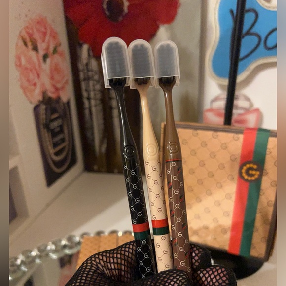 Fashion winner choice Toothbrush New in box you get one beige, black Or Brown - Picture 13 of 13